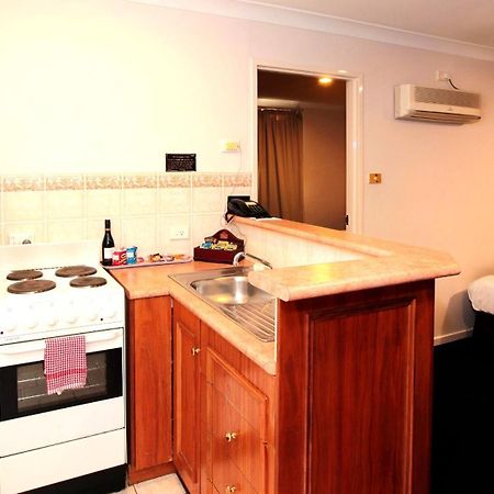 וואגה וואגה Best Western Ambassador Motor Inn & Apartments מראה חיצוני תמונה
